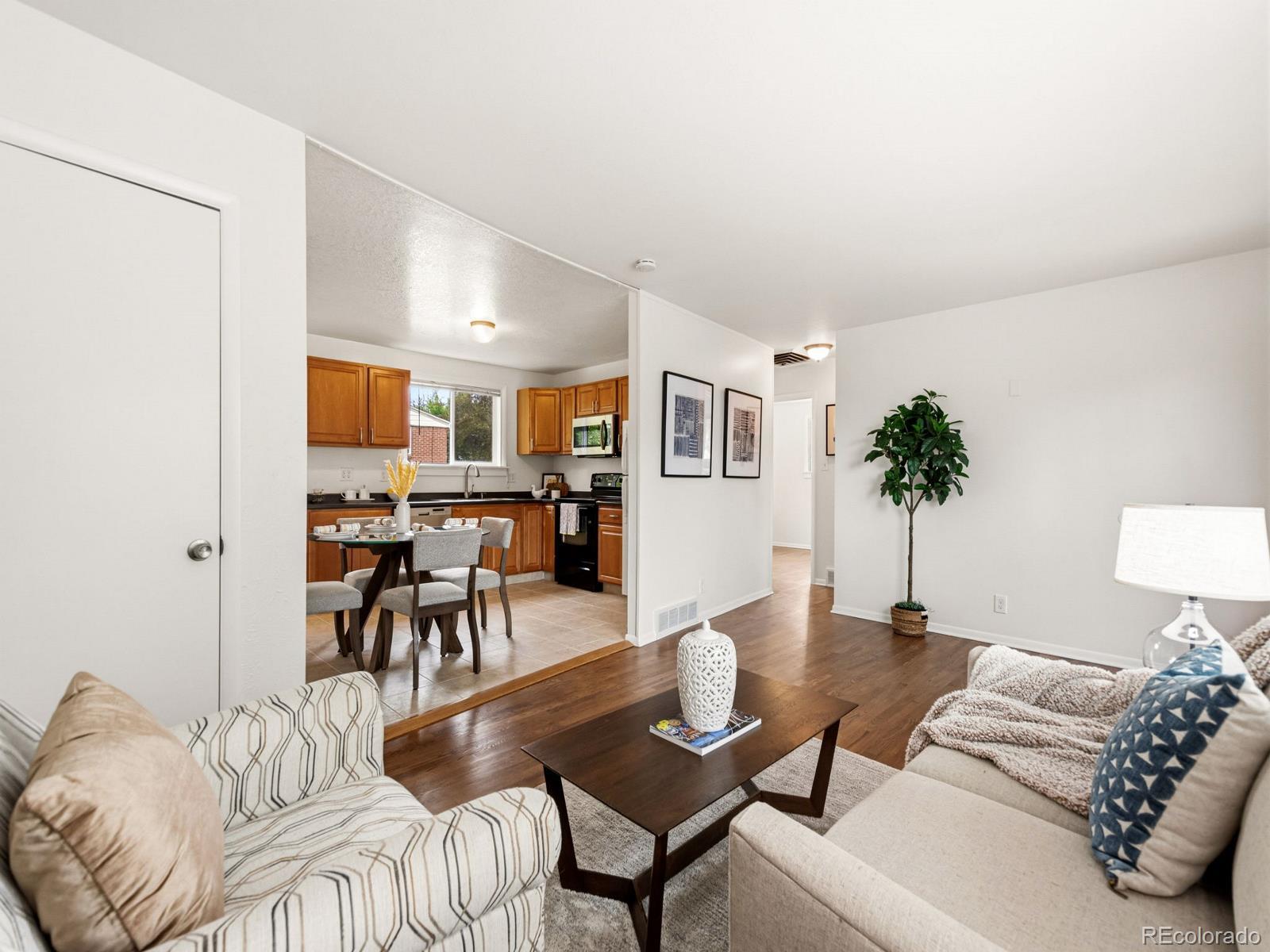 MLS Image #4 for 2161  meadowbrook drive,denver, Colorado