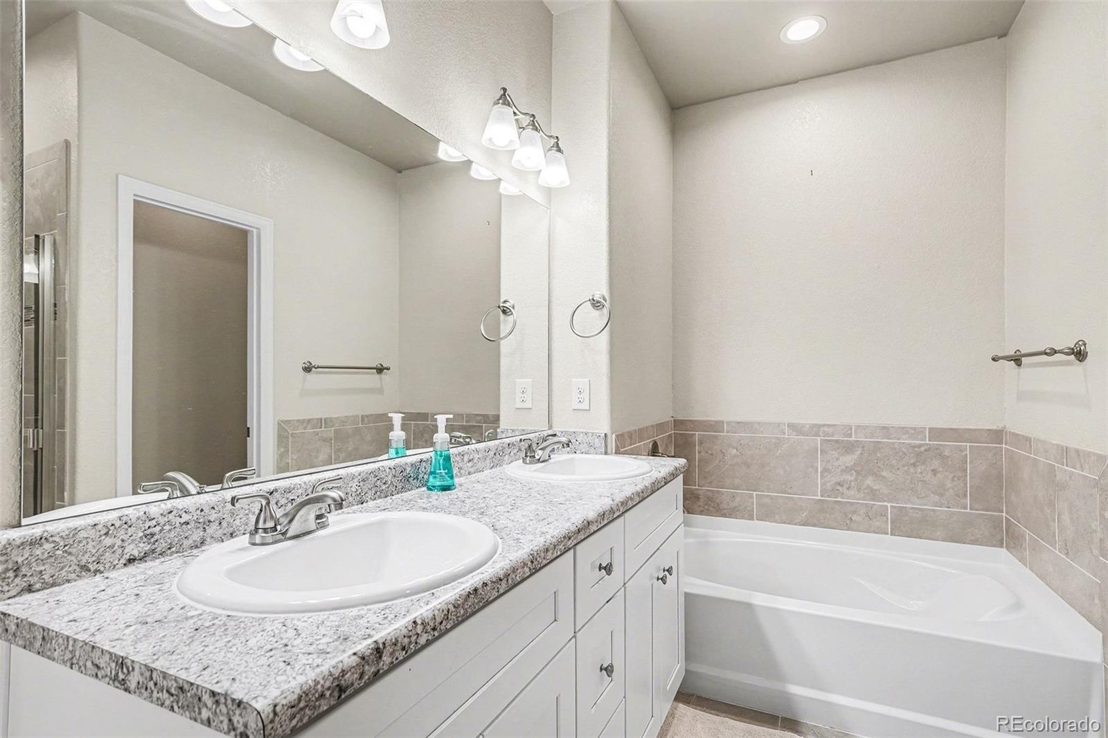 MLS Image #12 for 11250  florence street,commerce city, Colorado