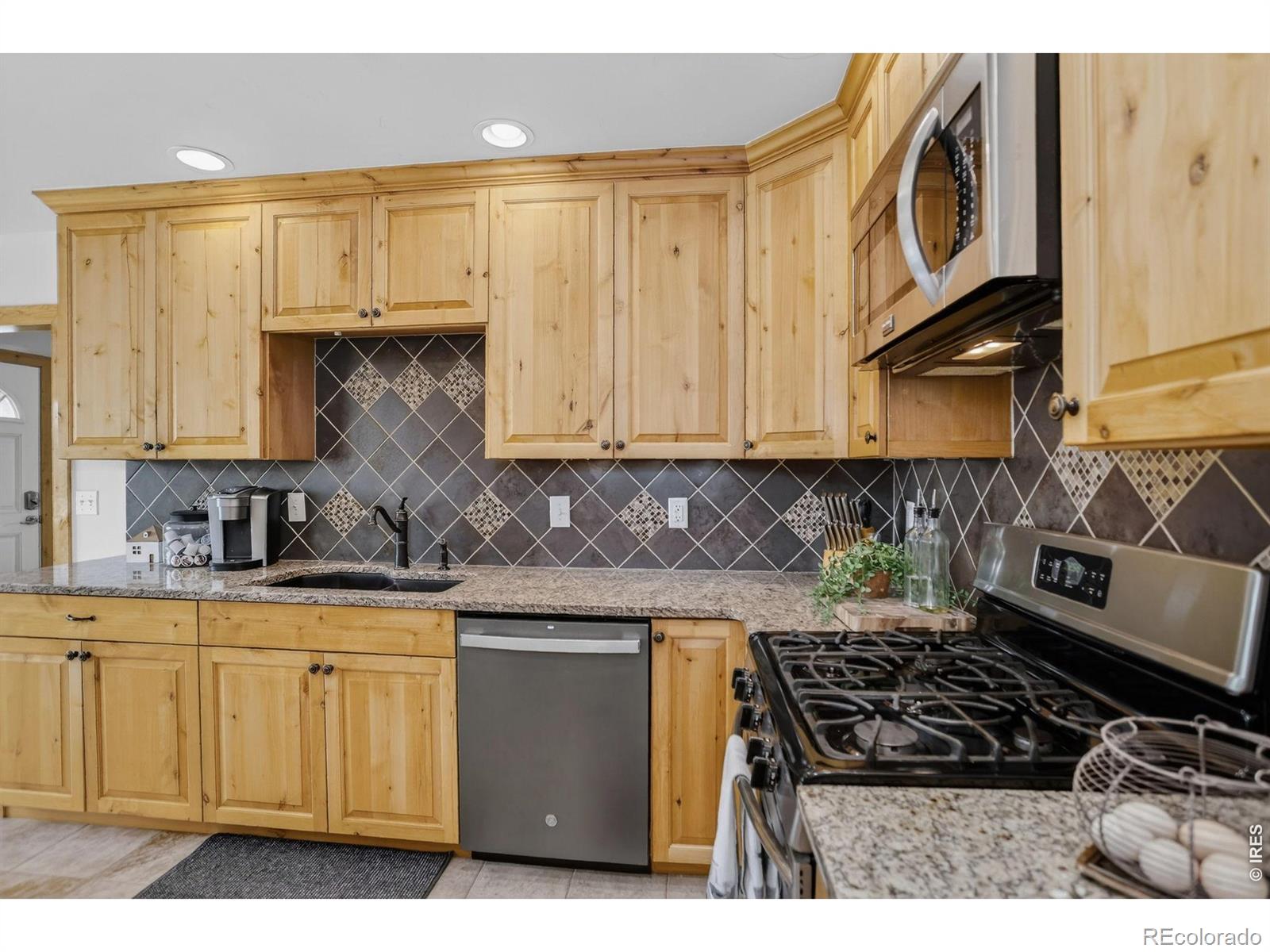 MLS Image #8 for 5084  46th avenue,greeley, Colorado