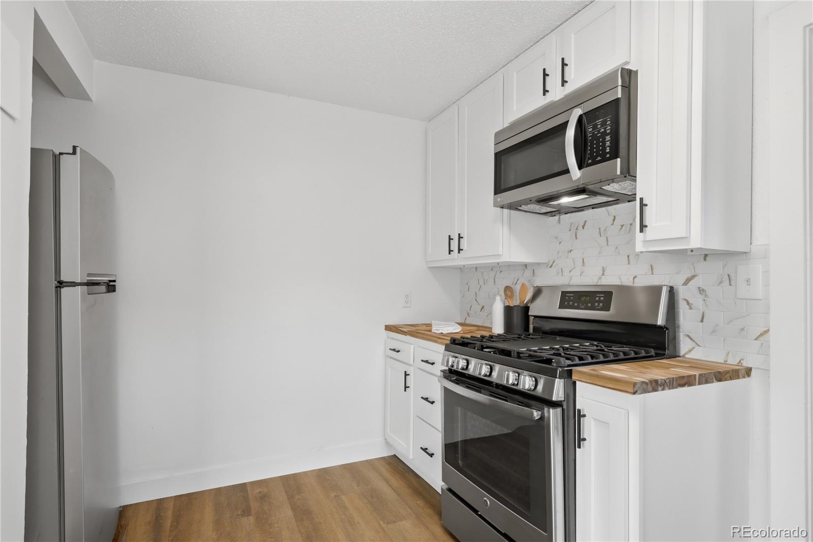 MLS Image #10 for 1334  havana street,aurora, Colorado