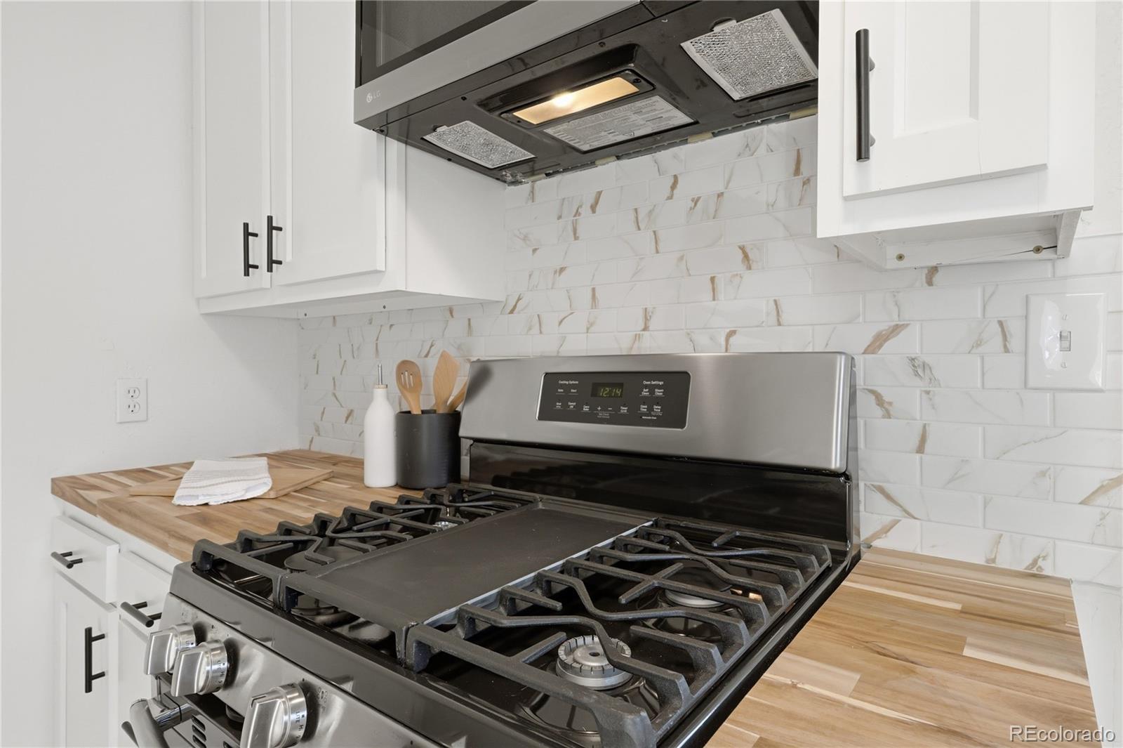 MLS Image #11 for 1334  havana street,aurora, Colorado