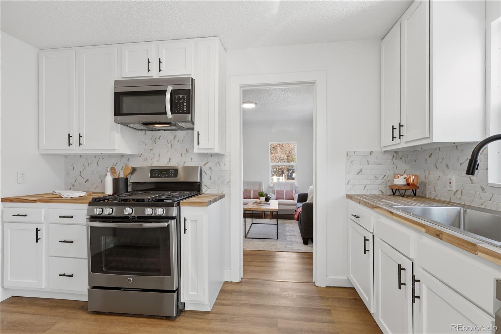 MLS Image #12 for 1334  havana street,aurora, Colorado