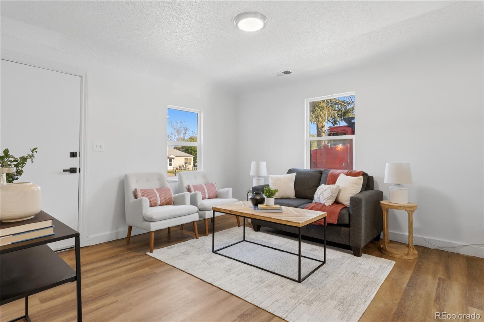 MLS Image #2 for 1334  havana street,aurora, Colorado