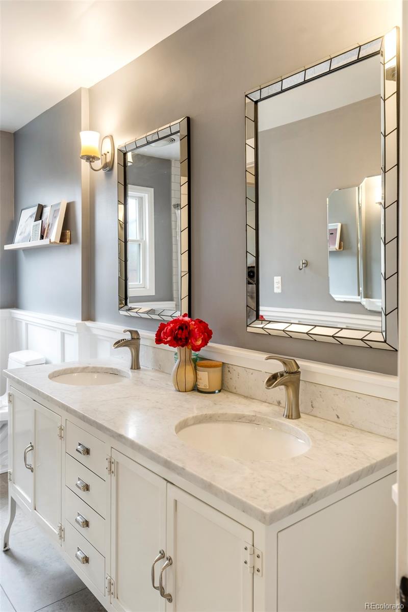 MLS Image #17 for 3242 s fillmore street,denver, Colorado