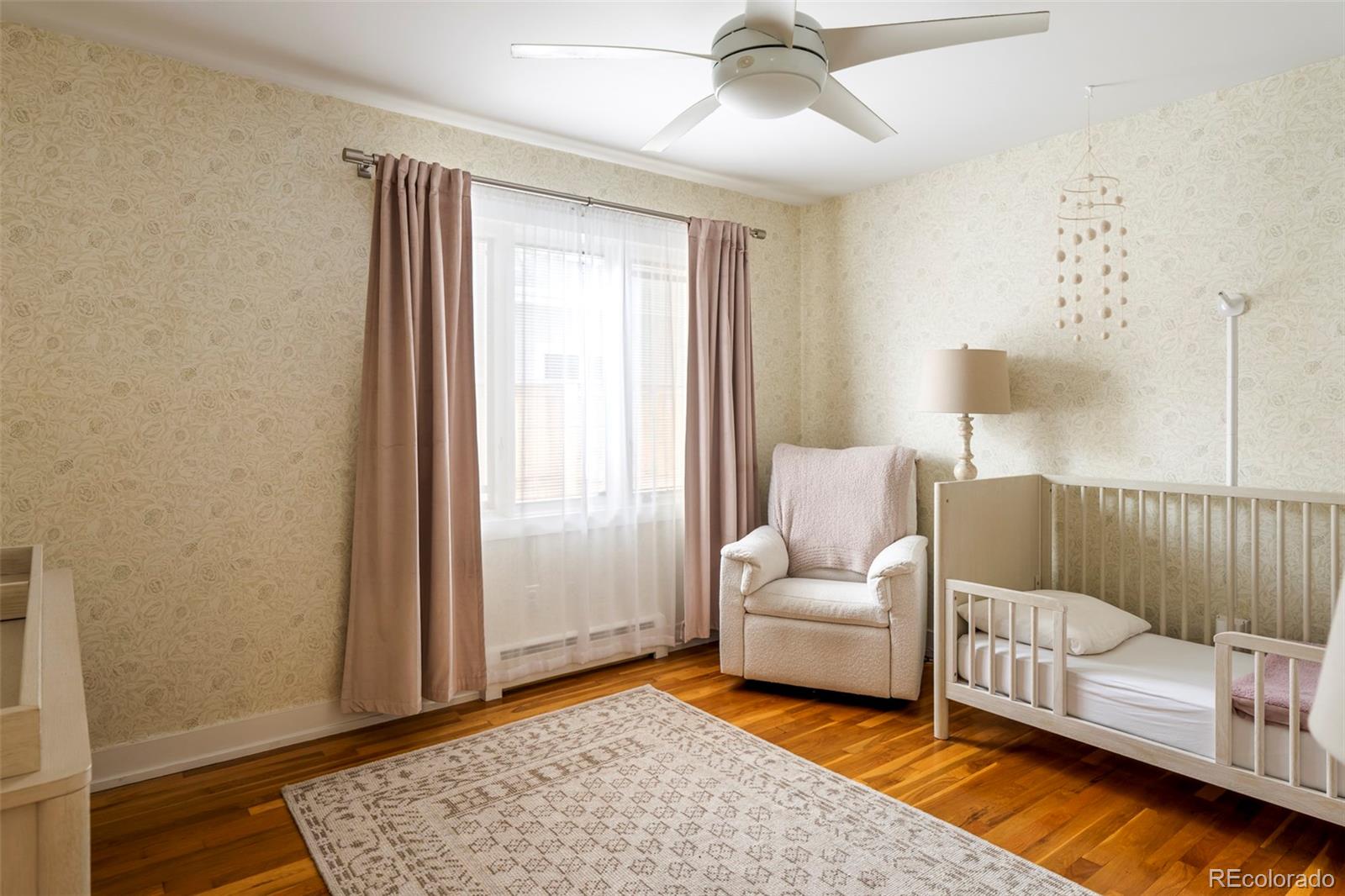 MLS Image #19 for 3242 s fillmore street,denver, Colorado