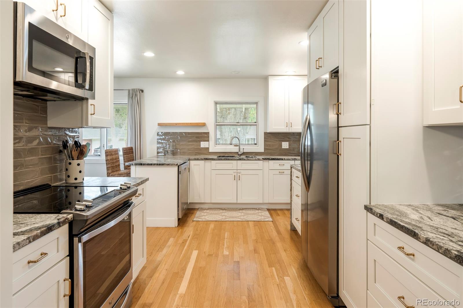 MLS Image #8 for 3242 s fillmore street,denver, Colorado