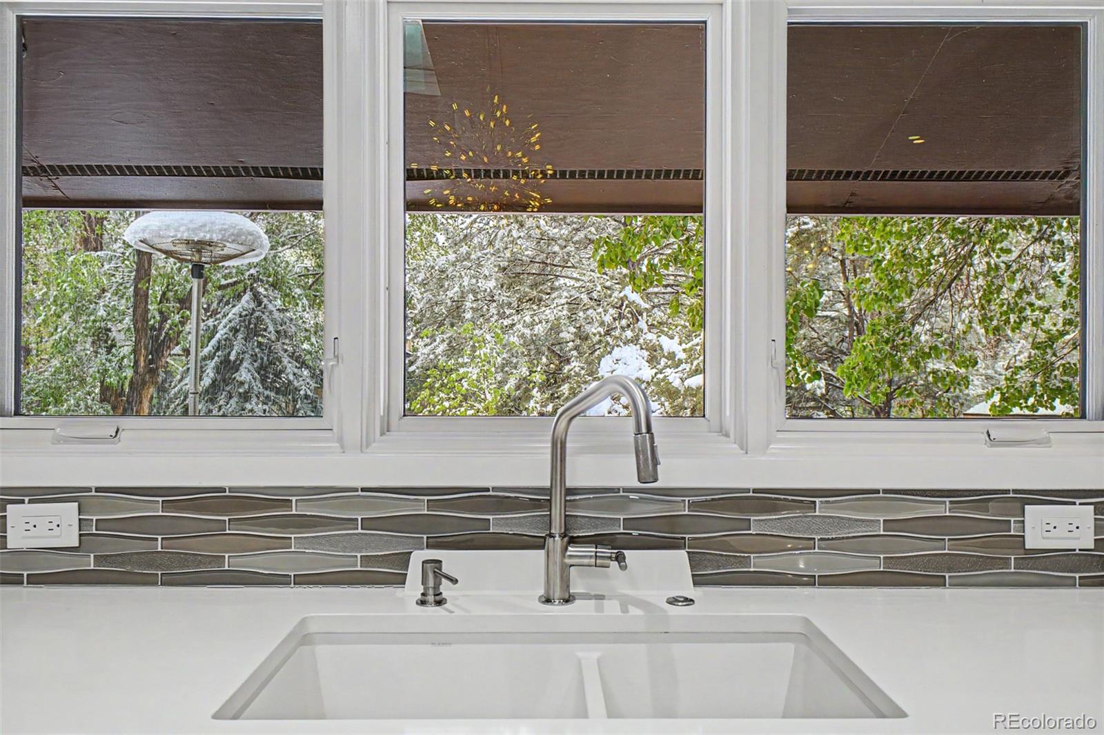 MLS Image #11 for 425  long view court,longmont, Colorado