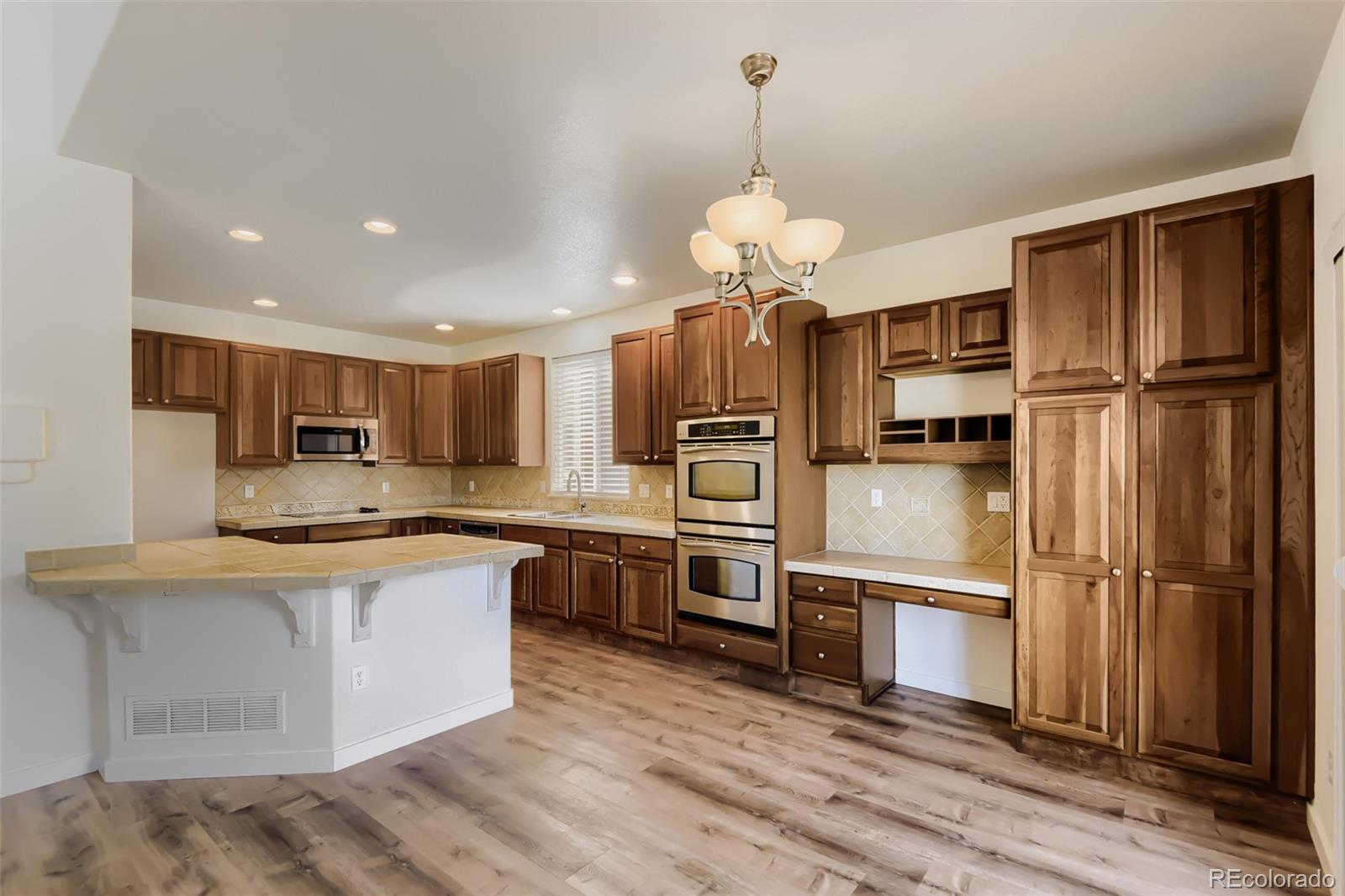 MLS Image #8 for 10805  hickory ridge street,highlands ranch, Colorado