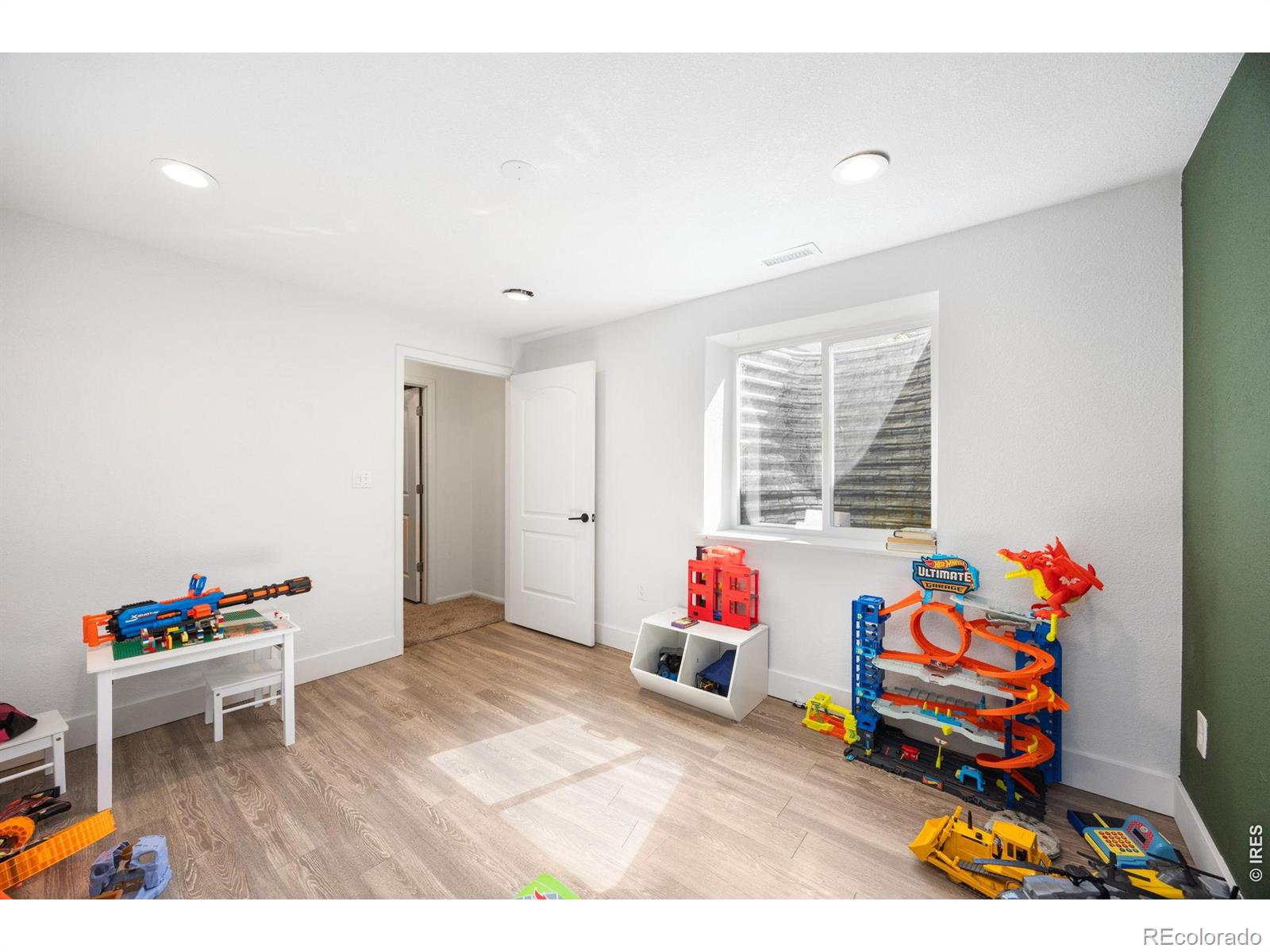 MLS Image #13 for 6474  san isabel avenue,loveland, Colorado