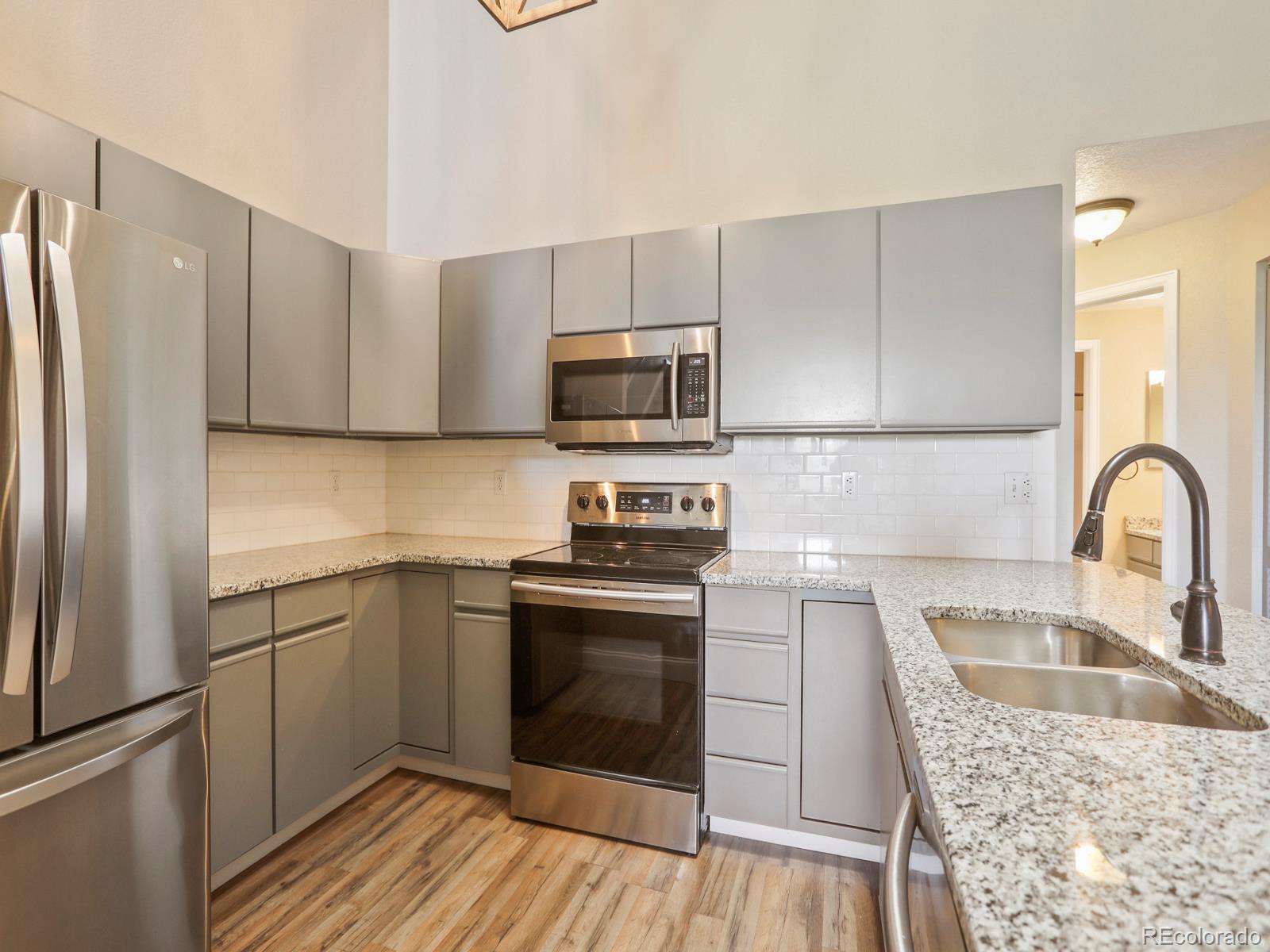 MLS Image #6 for 3070 w prentice avenue d,littleton, Colorado