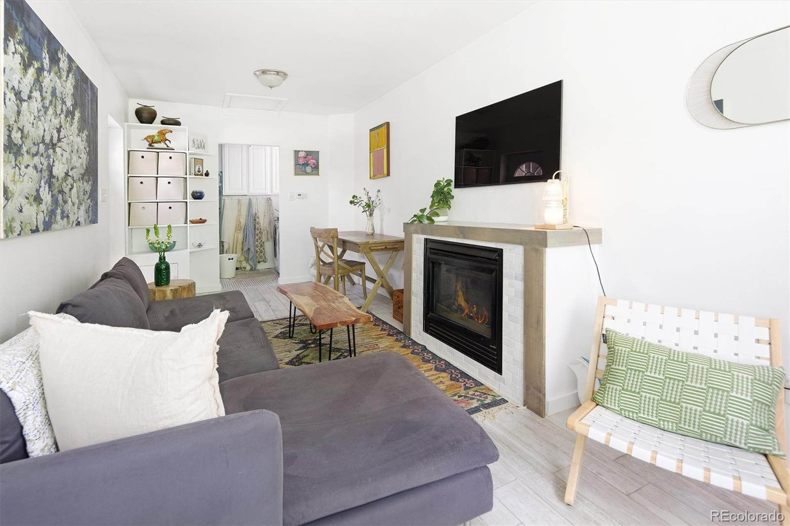 MLS Image #17 for 1191  niagara street,denver, Colorado