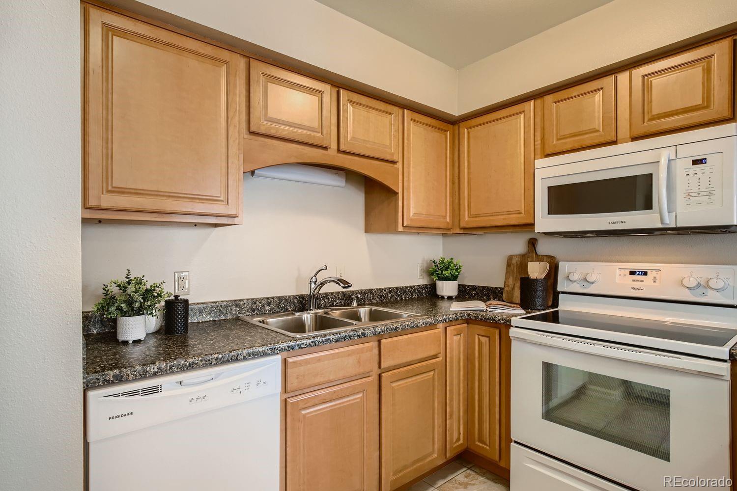 MLS Image #11 for 1201  galapago street,denver, Colorado