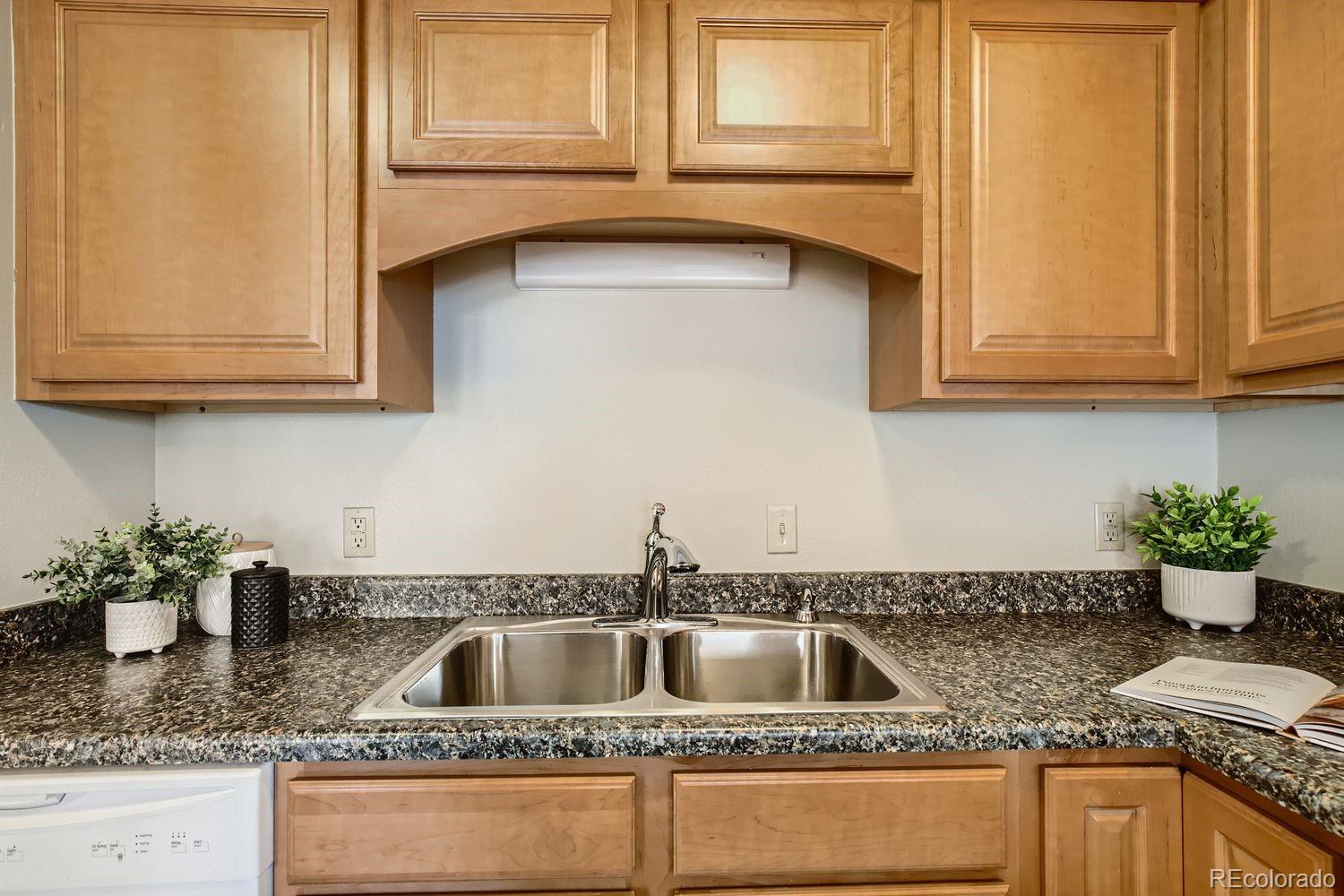 MLS Image #12 for 1201  galapago street,denver, Colorado