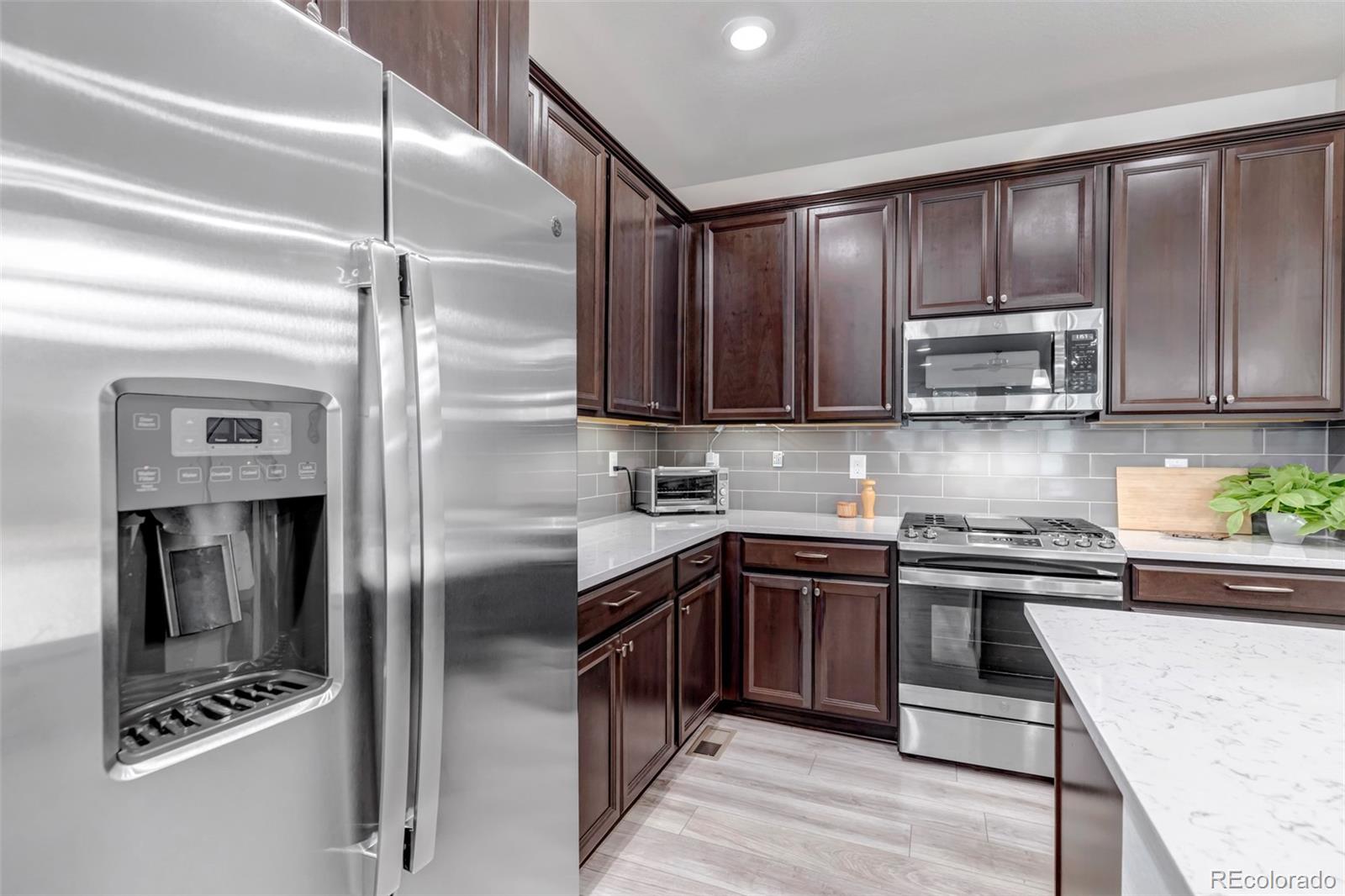 MLS Image #11 for 8049 s jackson gap street,aurora, Colorado