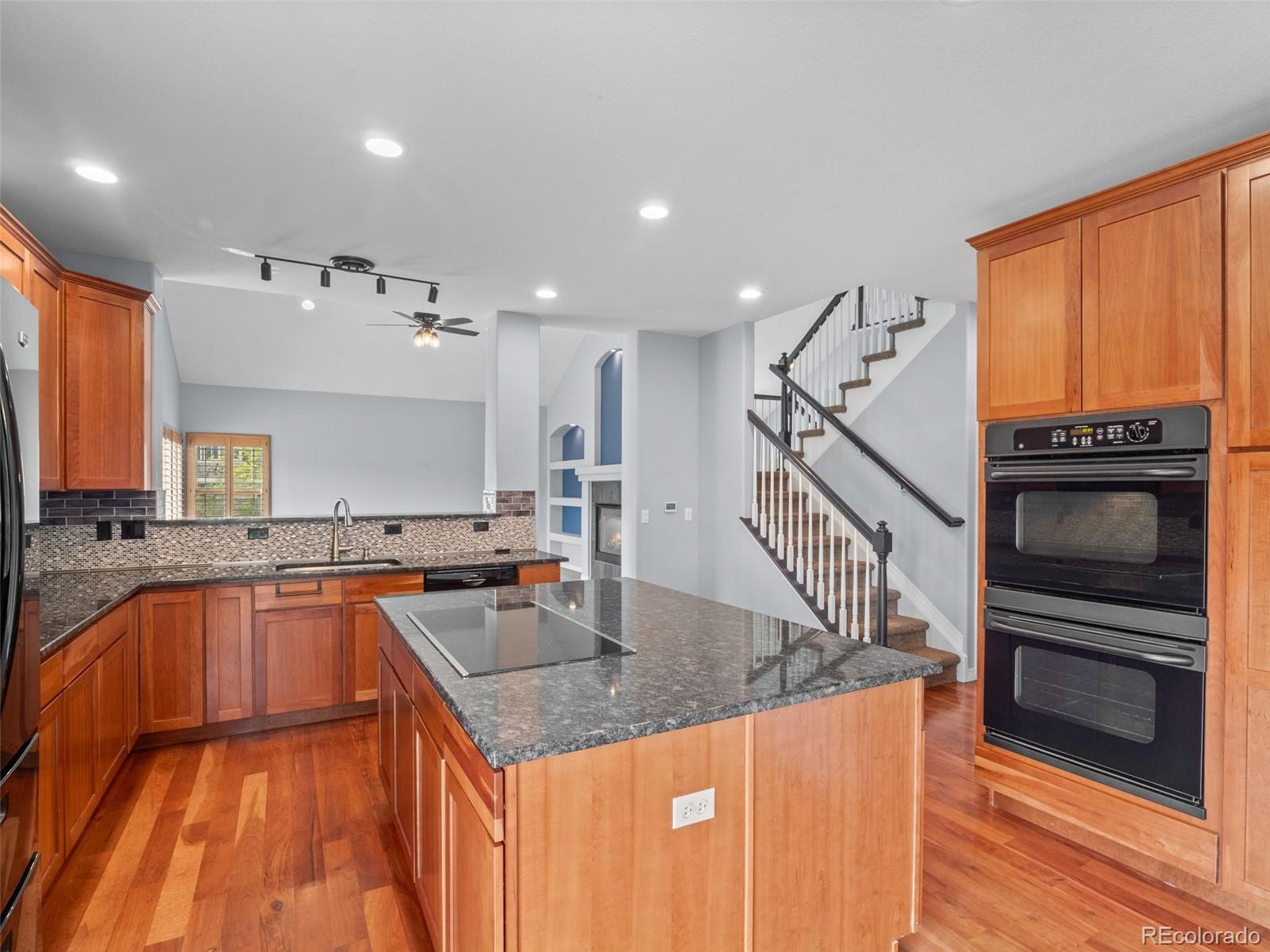 MLS Image #17 for 6537  umber circle,arvada, Colorado
