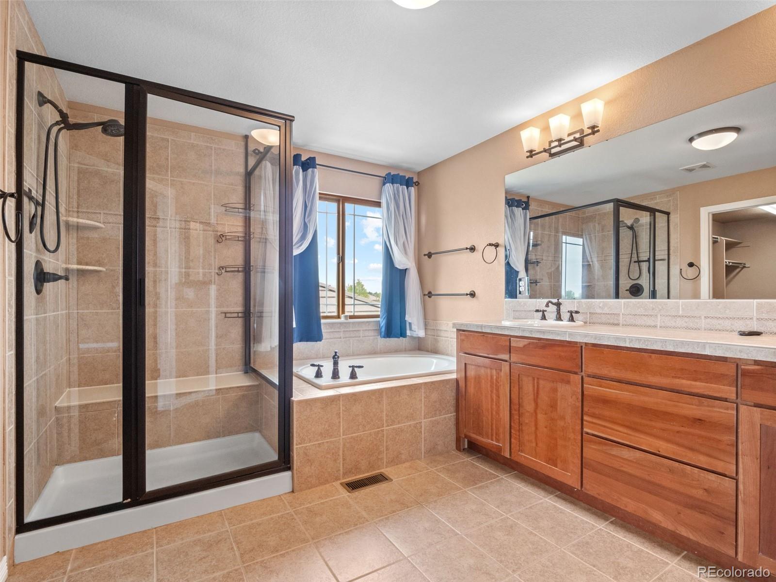 MLS Image #26 for 6537  umber circle,arvada, Colorado