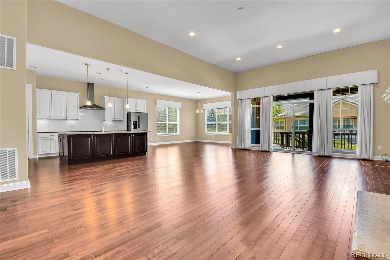 MLS Image #10 for 15817  esprit run,broomfield, Colorado