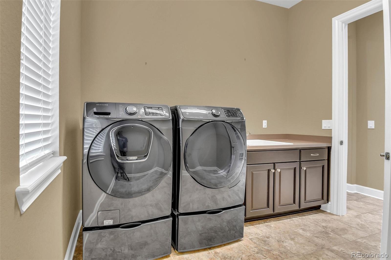 MLS Image #22 for 15817  esprit run,broomfield, Colorado