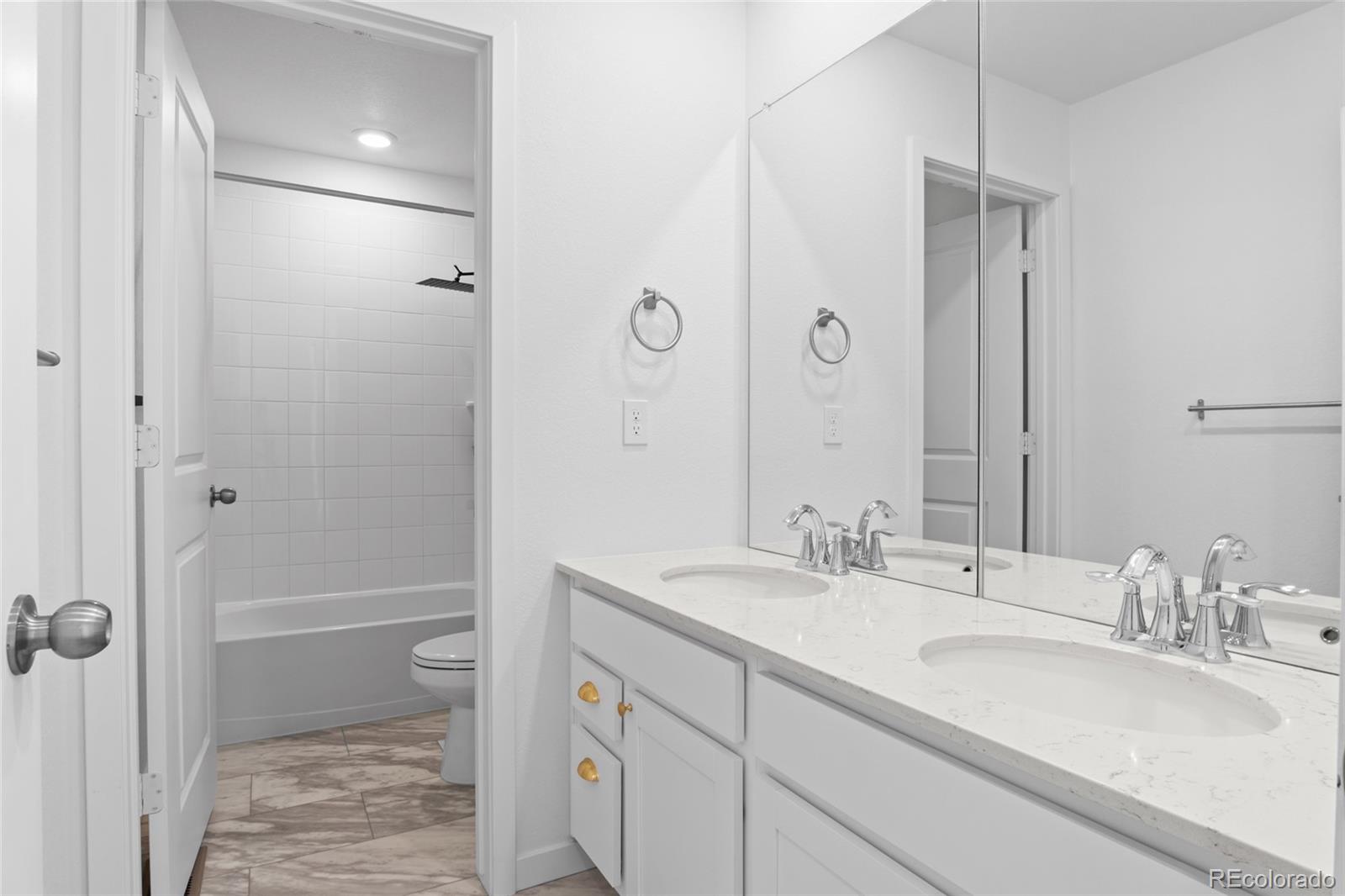 MLS Image #21 for 10231  tucson street,commerce city, Colorado