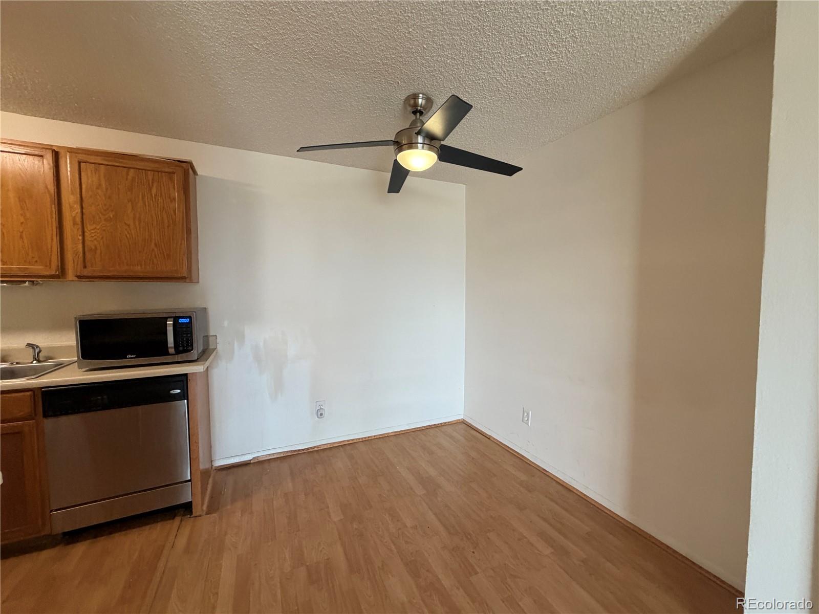 MLS Image #5 for 10211  ura lane 1-301,thornton, Colorado