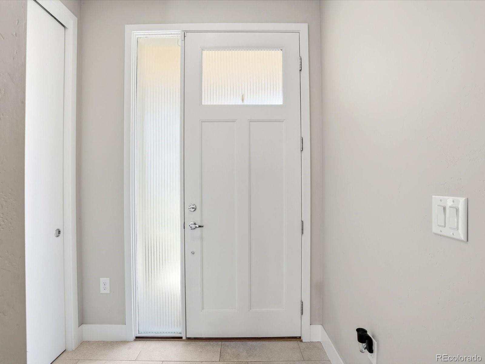MLS Image #11 for 2065 s clayton street,denver, Colorado