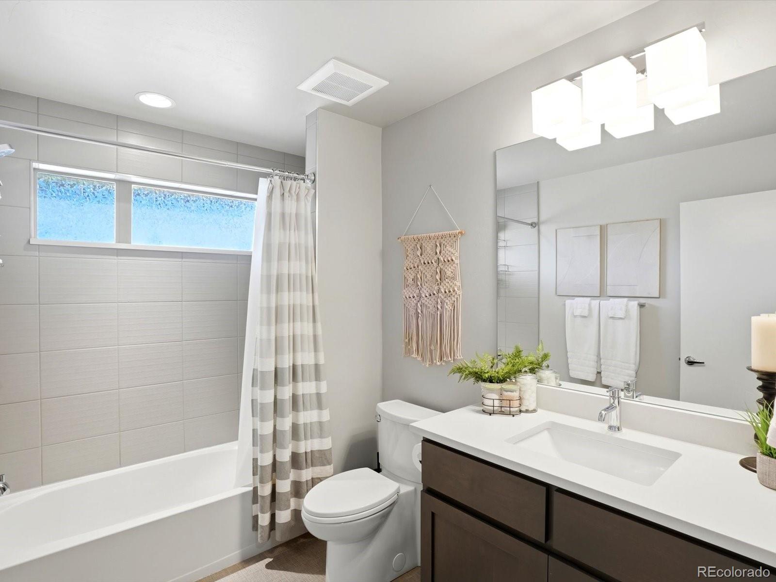 MLS Image #31 for 2065 s clayton street,denver, Colorado