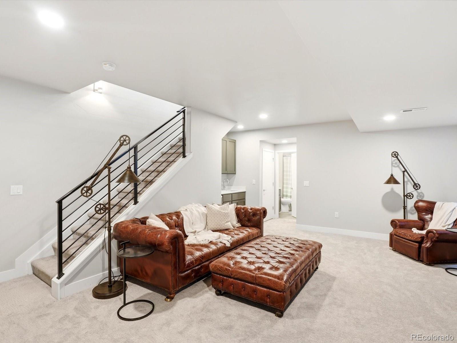 MLS Image #37 for 2065 s clayton street,denver, Colorado