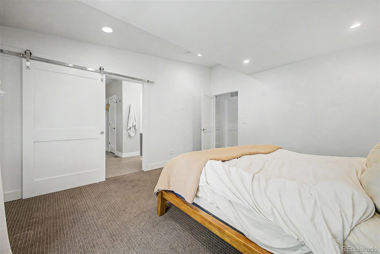 MLS Image #22 for 4566 w 39th avenue,denver, Colorado