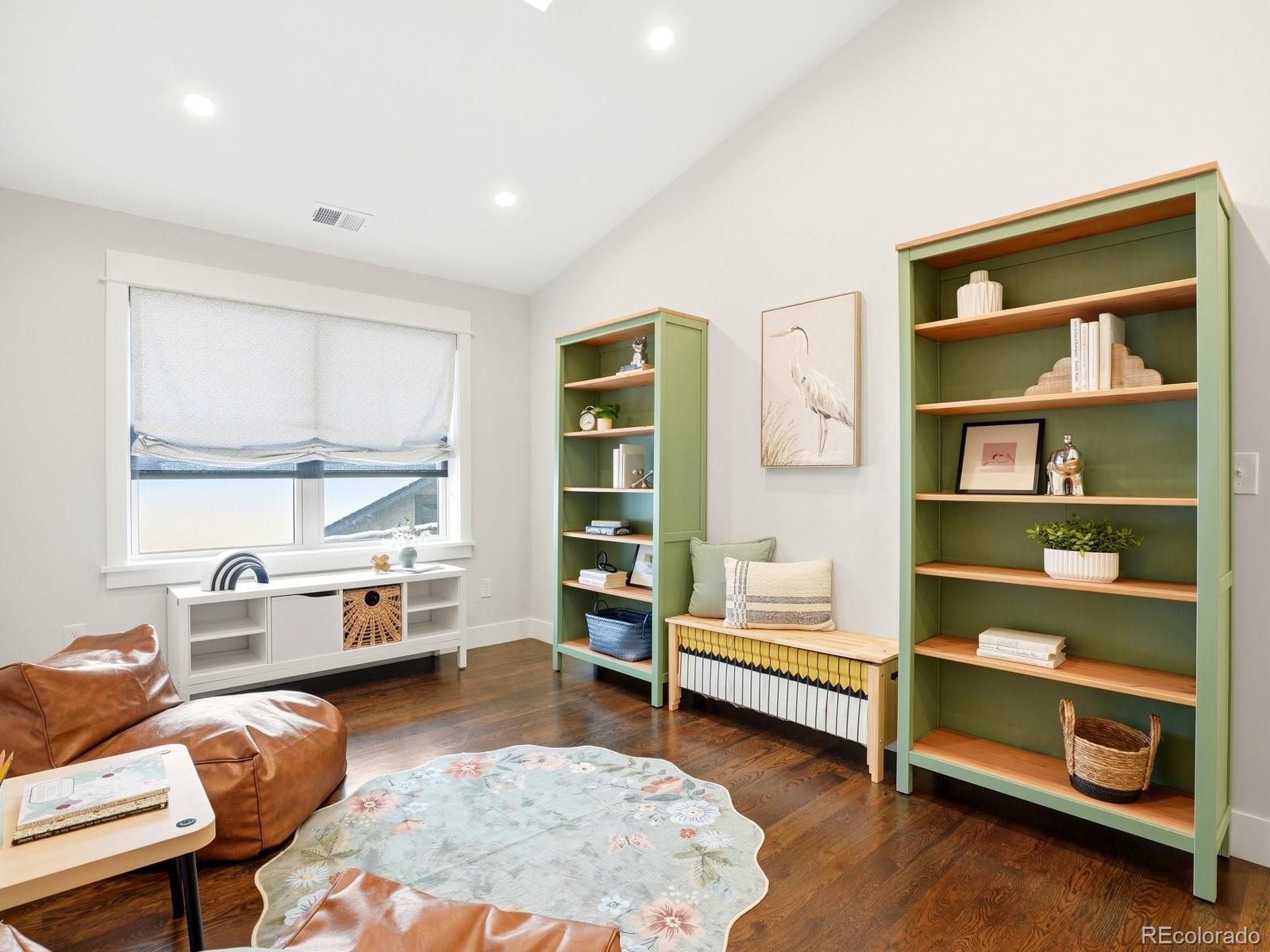 MLS Image #17 for 2351 n glencoe street,denver, Colorado