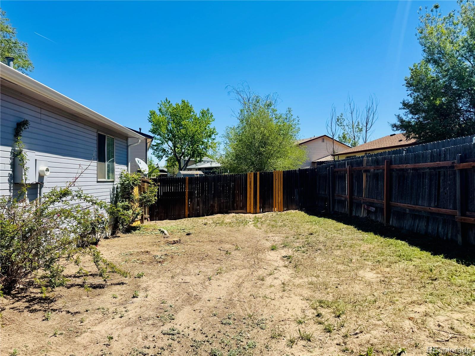 MLS Image #21 for 14862 e elk place,denver, Colorado