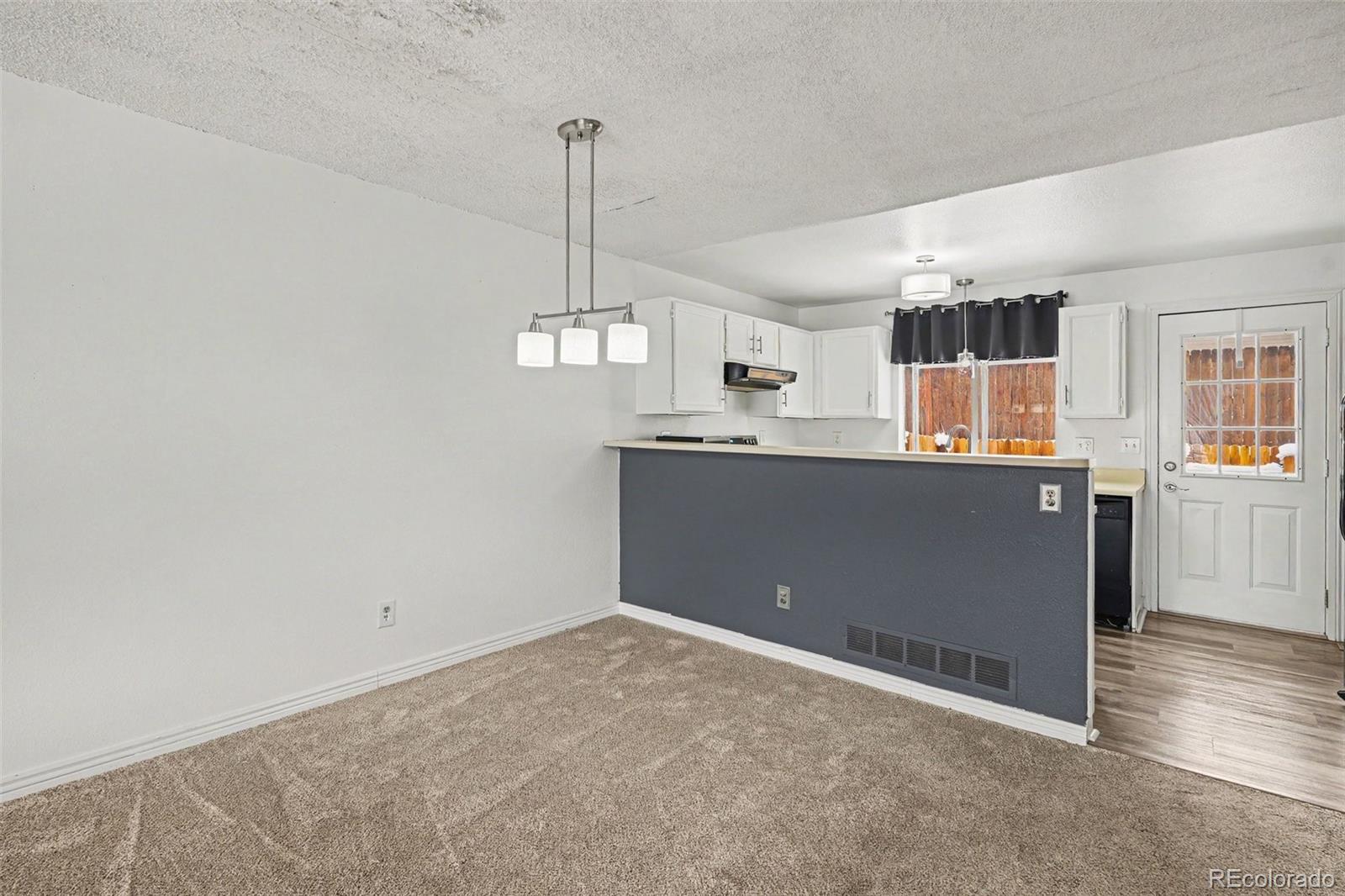 MLS Image #3 for 4541 s crystal way,aurora, Colorado