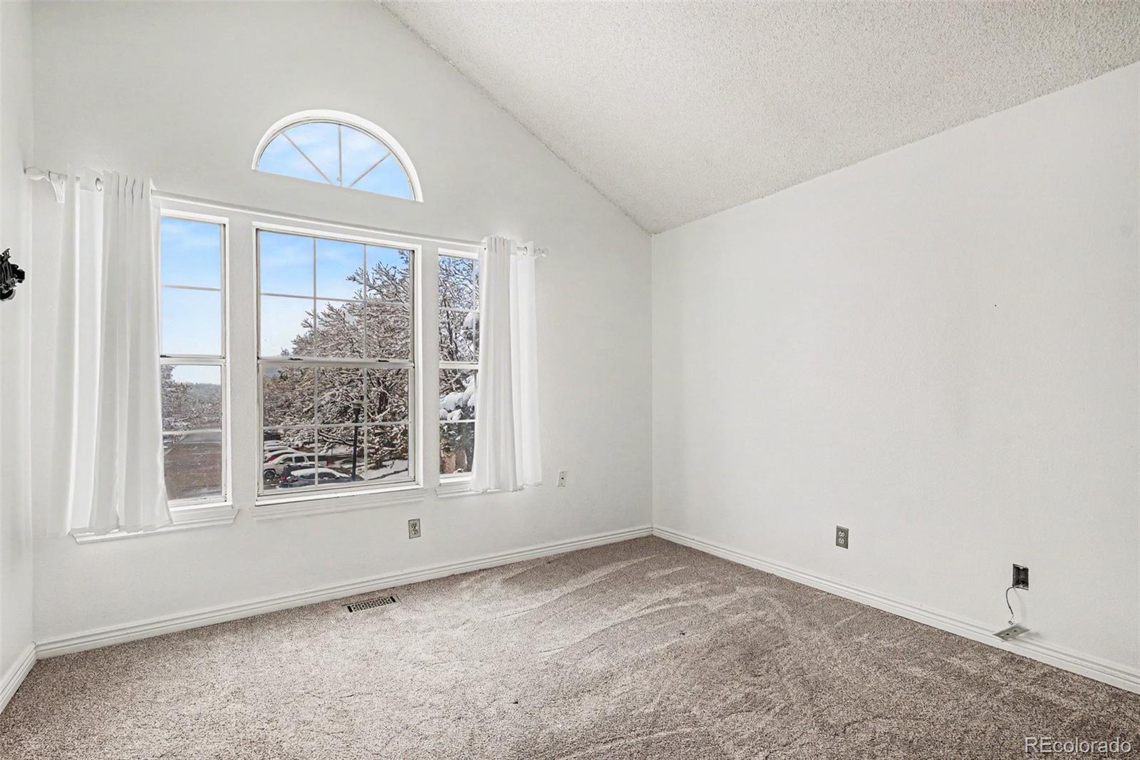 MLS Image #4 for 4541 s crystal way,aurora, Colorado