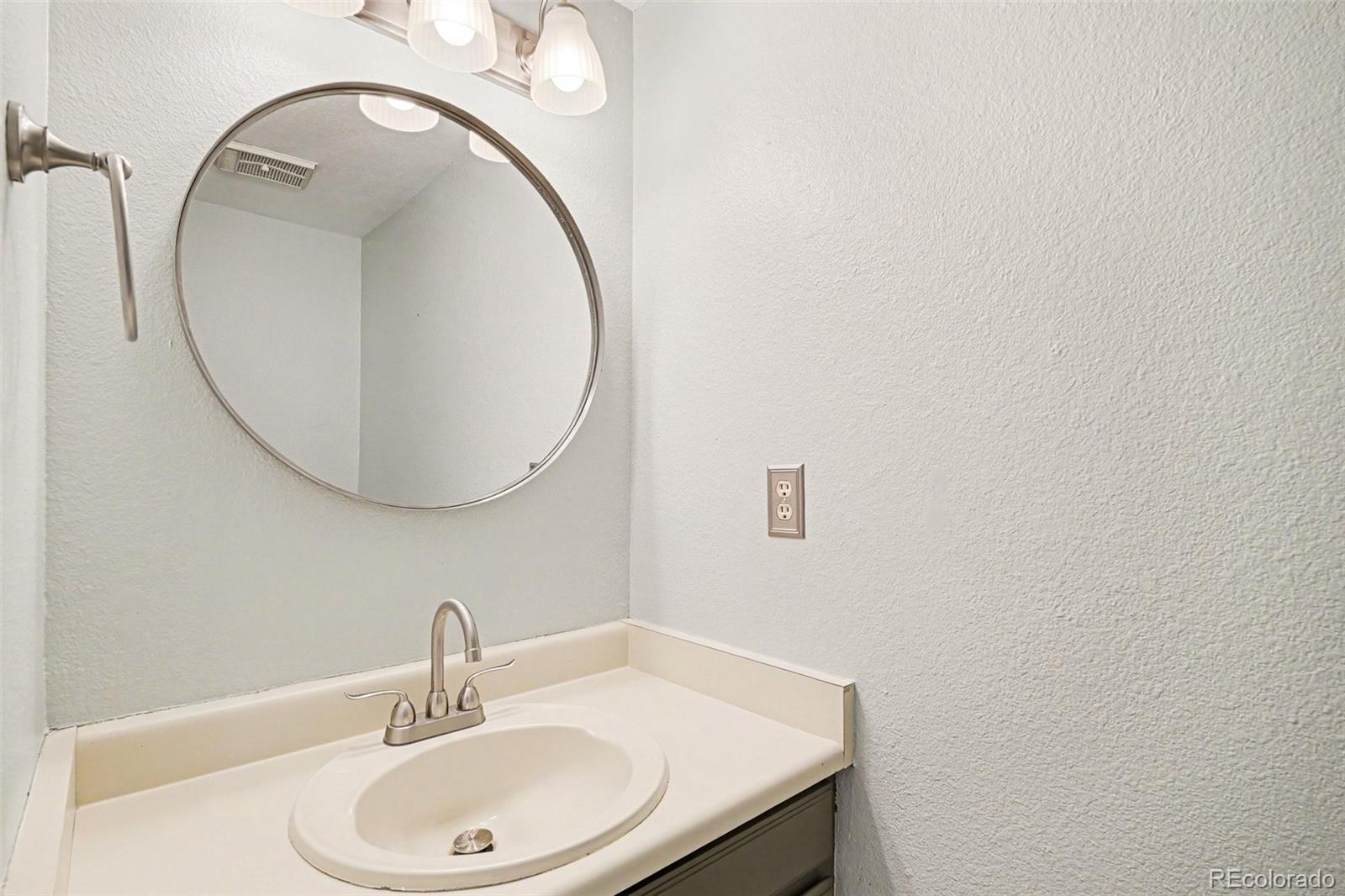 MLS Image #7 for 4541 s crystal way,aurora, Colorado