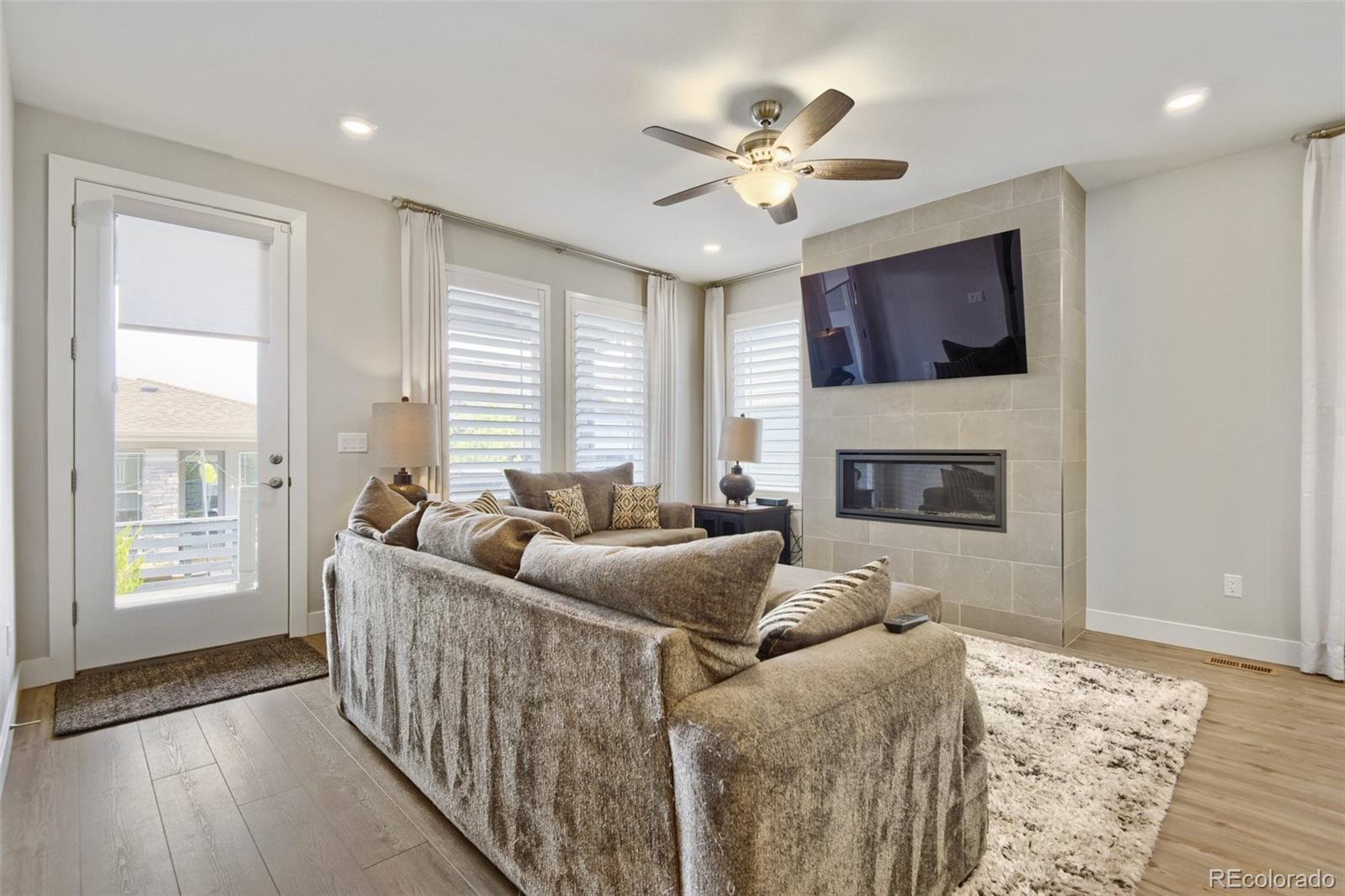 MLS Image #2 for 7002  sagerock road,castle pines, Colorado