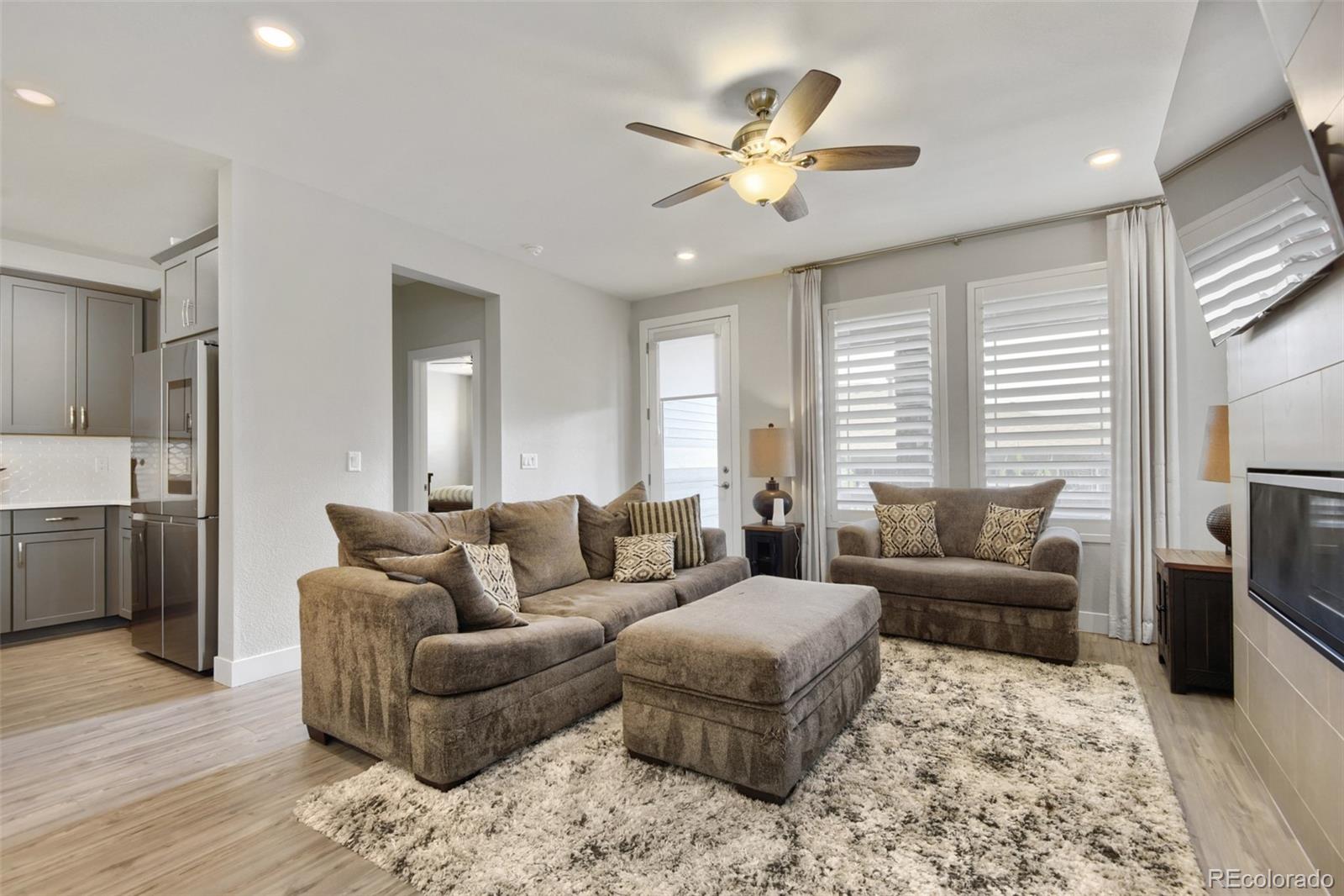 MLS Image #3 for 7002  sagerock road,castle pines, Colorado