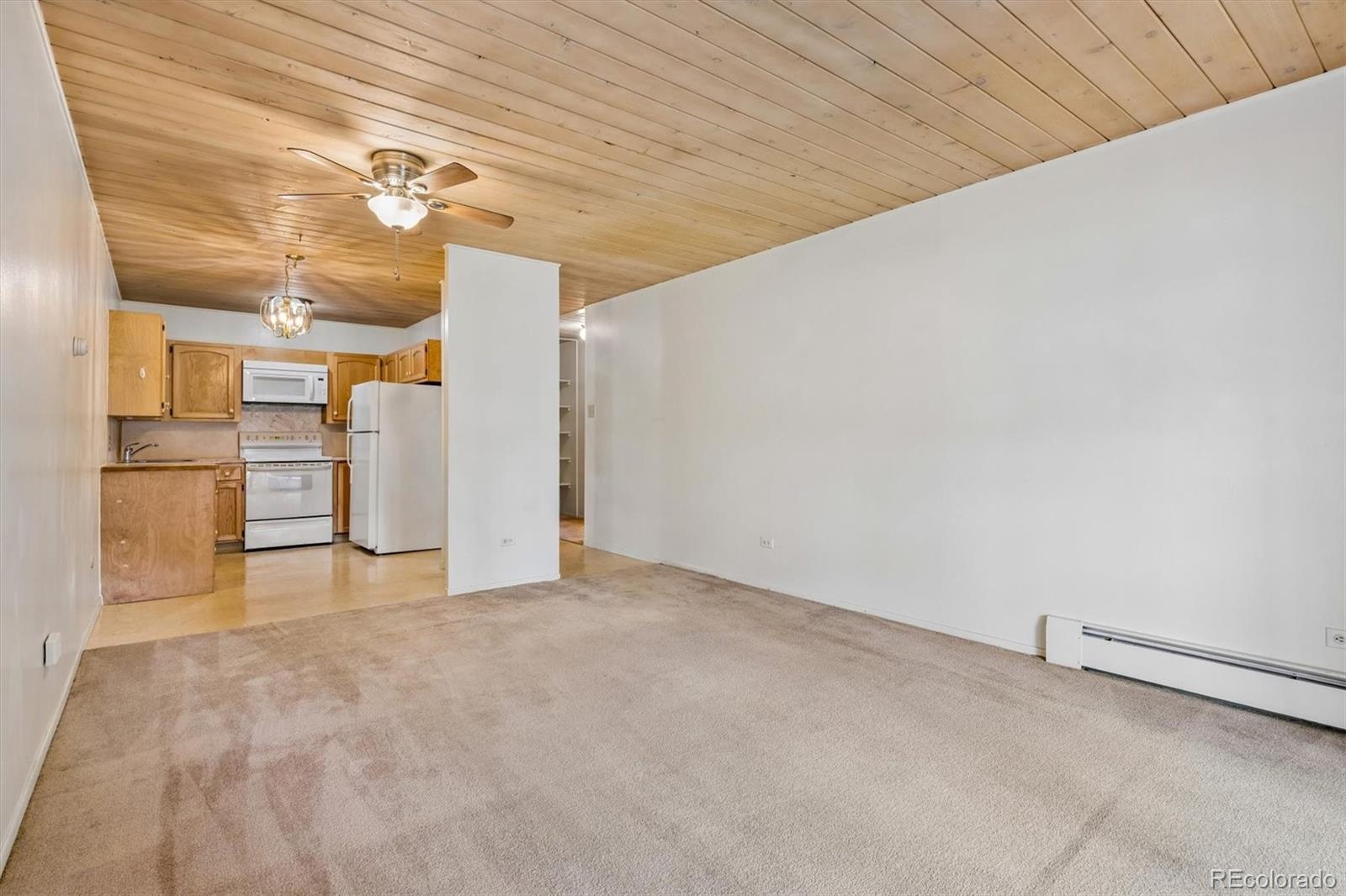 MLS Image #5 for 605 s clinton street 5a,denver, Colorado