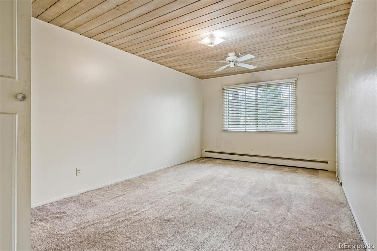 MLS Image #7 for 605 s clinton street 5a,denver, Colorado