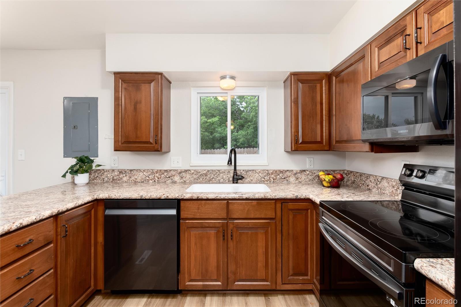 MLS Image #12 for 5859 s lowell boulevard,littleton, Colorado