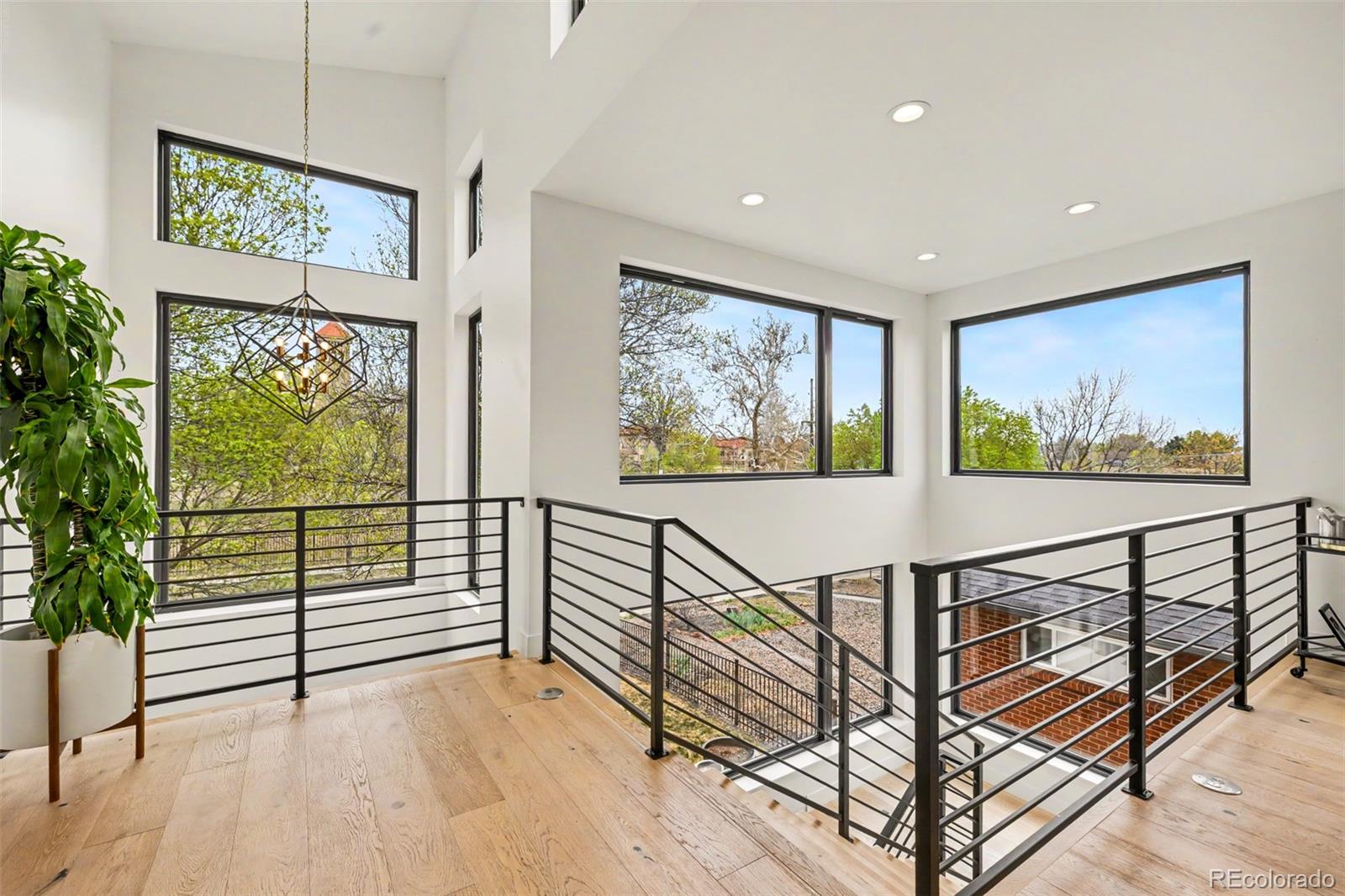 MLS Image #16 for 1275 s steele street,denver, Colorado