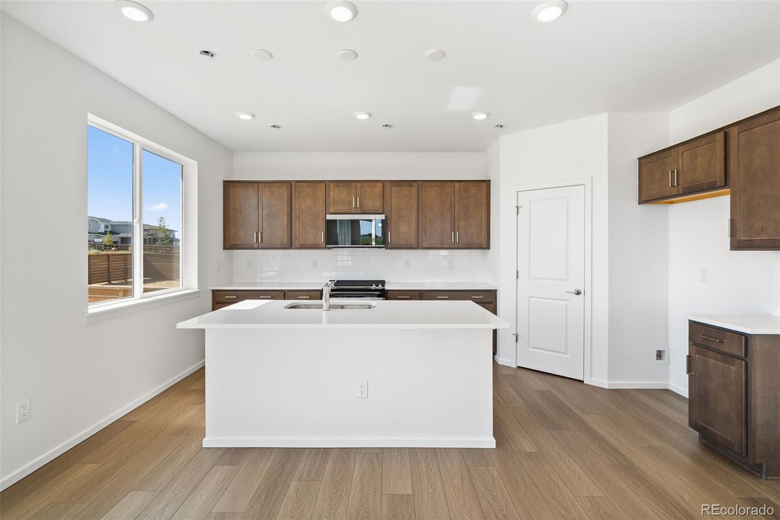 MLS Image #3 for 6760  utica avenue,firestone, Colorado