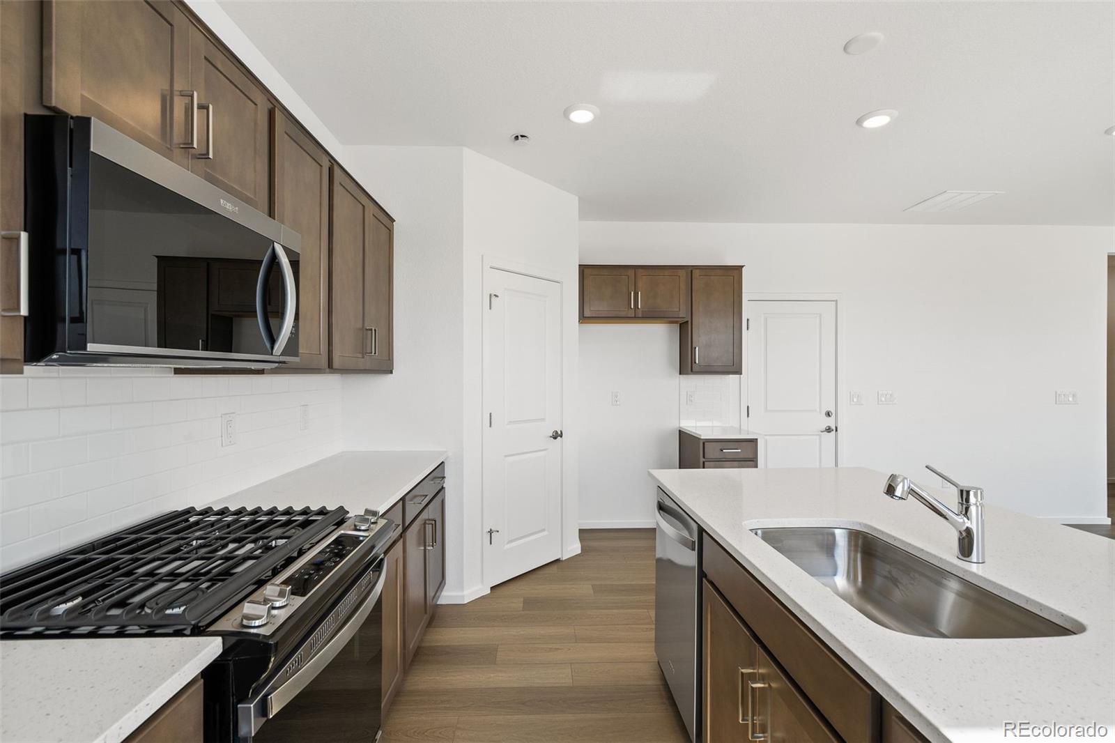 MLS Image #4 for 6760  utica avenue,firestone, Colorado