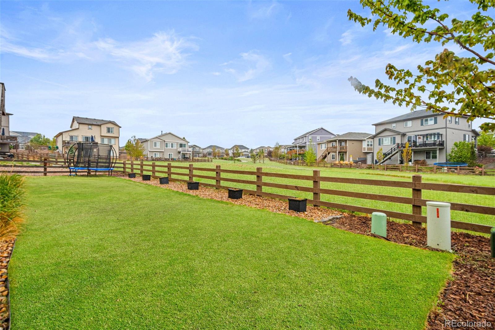 MLS Image #2 for 7379 s shady grove way,aurora, Colorado