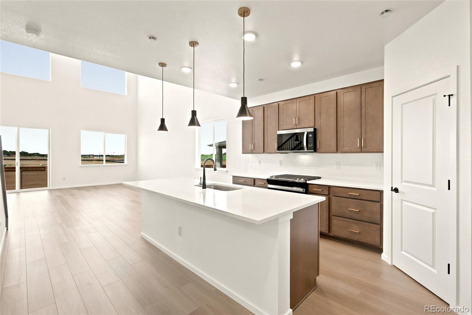 MLS Image #4 for 6891  utica avenue,firestone, Colorado