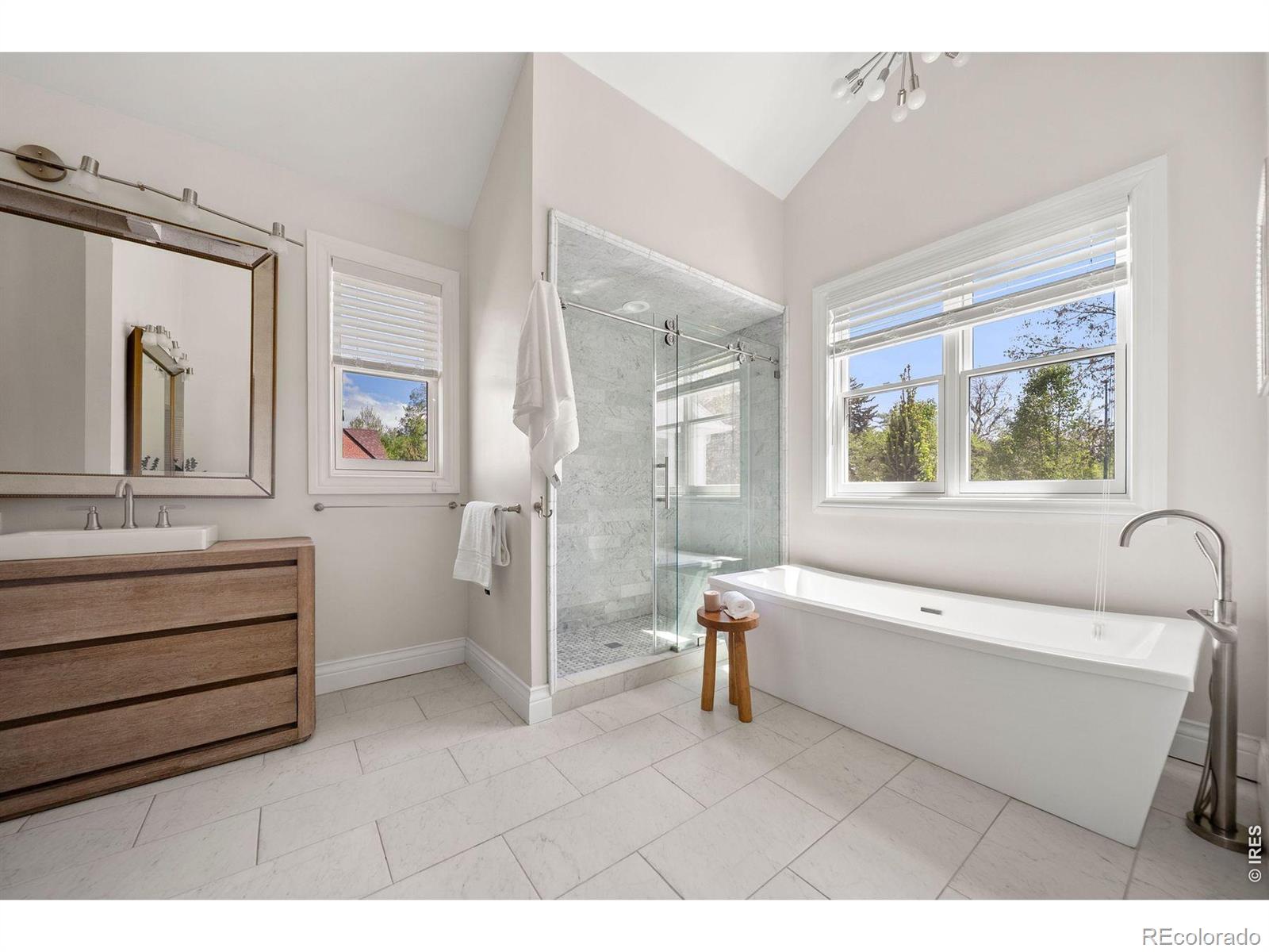MLS Image #25 for 4949 e 6th ave pkwy,denver, Colorado