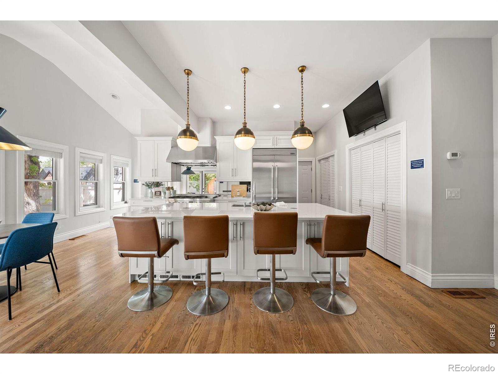 MLS Image #6 for 4949 e 6th ave pkwy,denver, Colorado