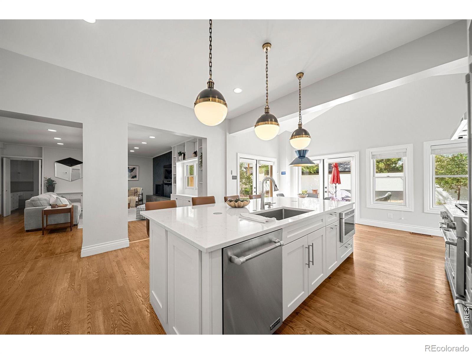 MLS Image #7 for 4949 e 6th ave pkwy,denver, Colorado