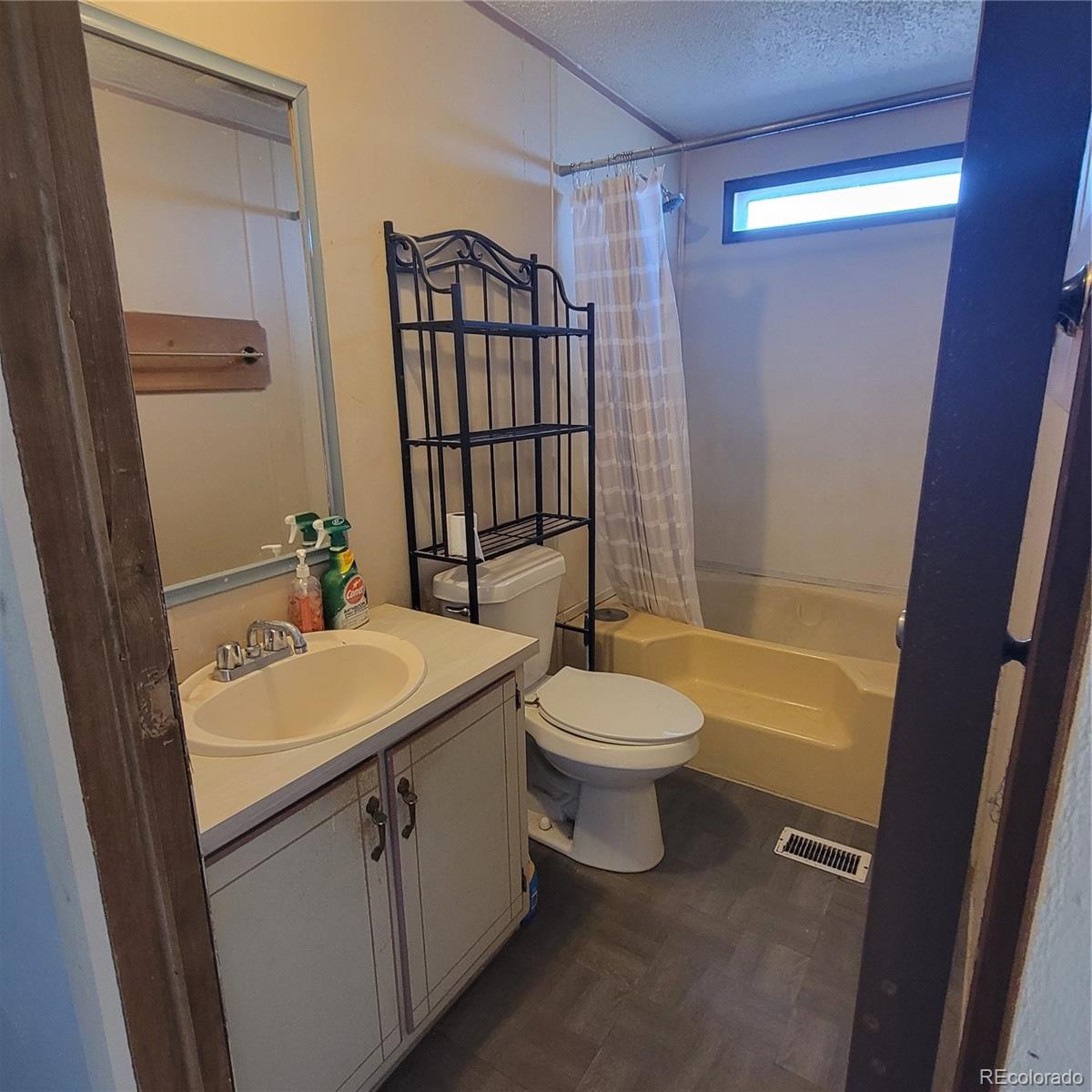 MLS Image #13 for 930  8th street,sanford, Colorado