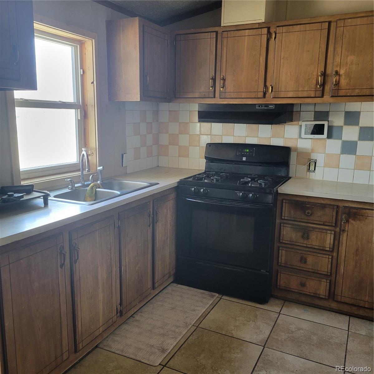 MLS Image #9 for 930  8th street,sanford, Colorado
