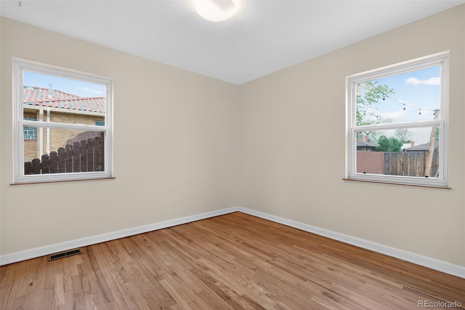 MLS Image #20 for 2621  leyden street,denver, Colorado