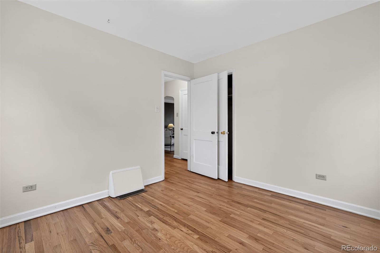 MLS Image #22 for 2621  leyden street,denver, Colorado